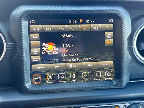 Used 2023 Jeep Wrangler Unlimited Sahara w/ Cold Weather Group image 16