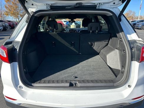 Used 2018 Chevrolet Equinox Premier image 9
