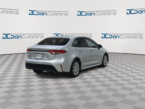 Used 2023 Toyota Corolla LE FWD image 9