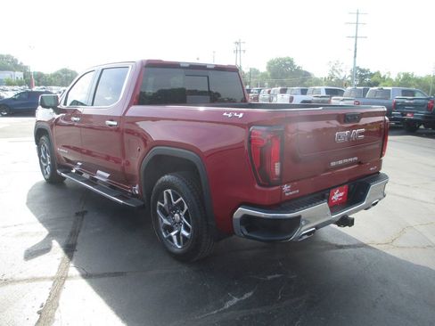 Used 2024 GMC Sierra 1500 SLT w/ SLT Premium Plus Package AWD/4WD image 9