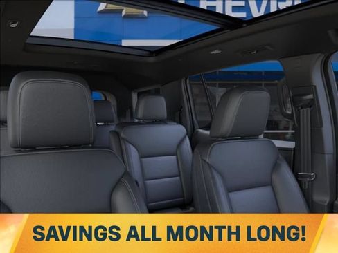 New 2026 Chevrolet Traverse LT w/ Sun and Wheel Package FWD image 24