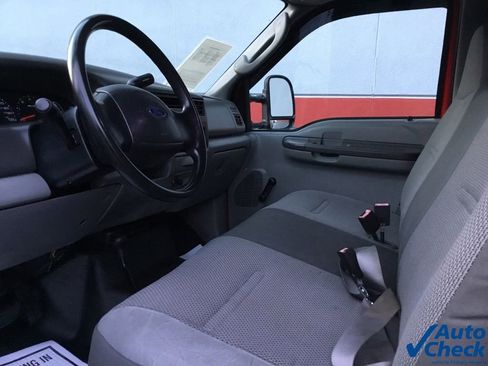 Used 2004 Ford F350 XLT image 25