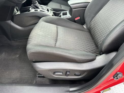 Used 2017 Nissan Rogue SV w/ SV Premium Package FWD image 22