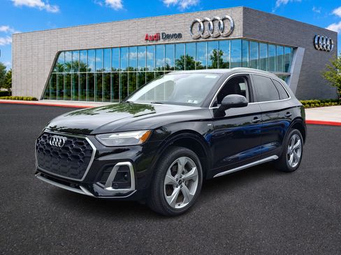 Used 2024 Audi Q5 2.0T Premium Plus w/ Premium Plus Package AWD/4WD image 3