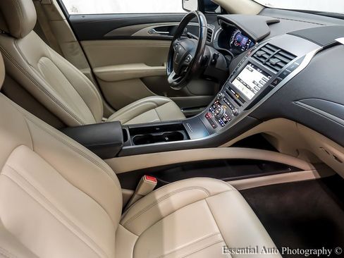 Used 2017 Lincoln MKZ Premiere image 23