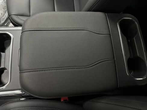 New 2026 Chevrolet Silverado 2500 LTZ w/ LTZ Convenience Package image 23