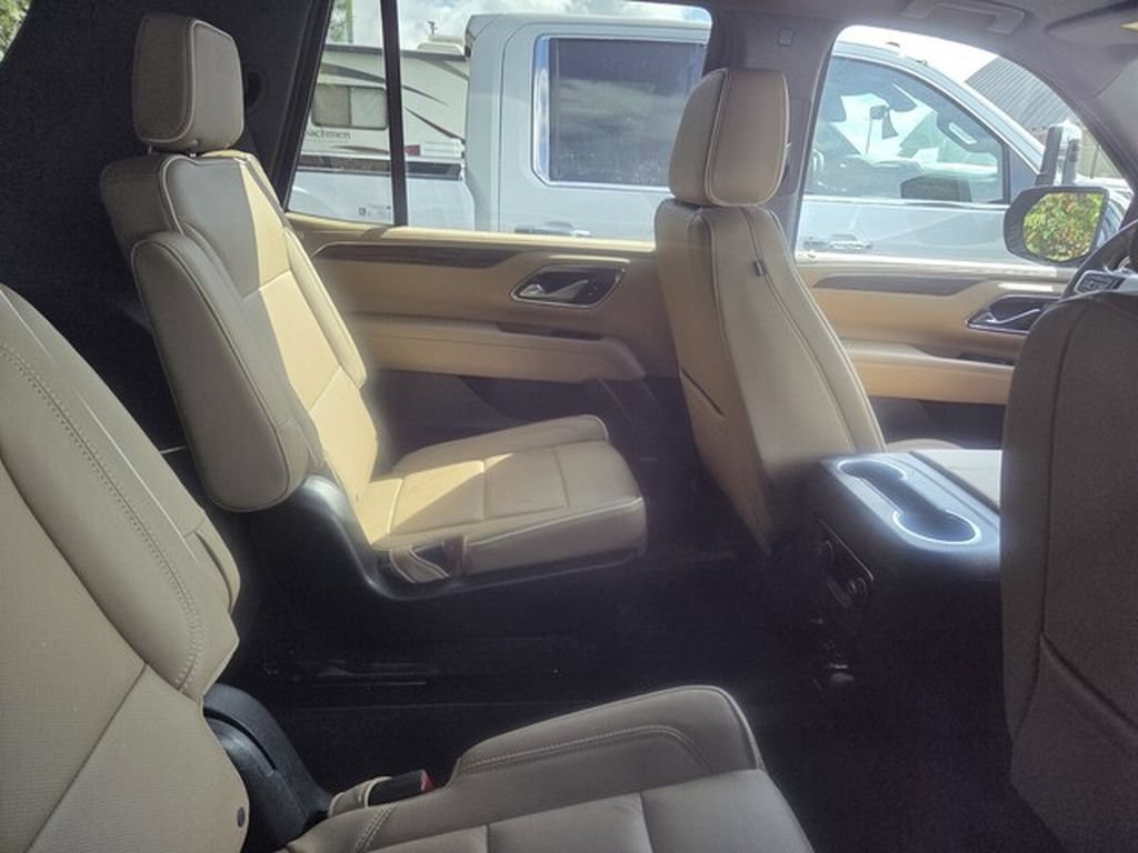 Used 2022 Chevrolet Tahoe Premier RWD image 10