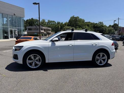 Certified 2023 Audi Q8 Premium w/ Convenience Package AWD/4WD image 3