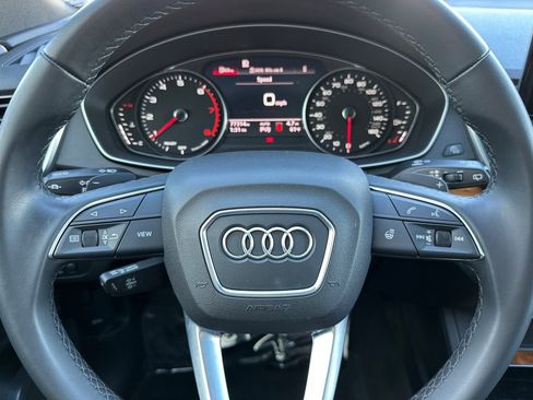 Used 2021 Audi Q5 2.0T Premium w/ Convenience Package image 23