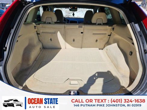 Used 2016 Volvo XC60 T5 Premier image 21