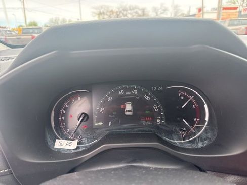 Used 2025 Toyota RAV4 XLE w/ Convenience Package AWD/4WD image 2