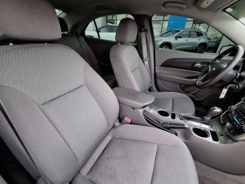 Used 2015 Chevrolet Malibu LS image 14