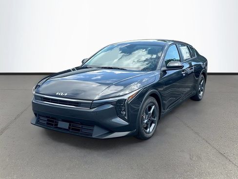 New 2026 Kia K4 FWD image 3
