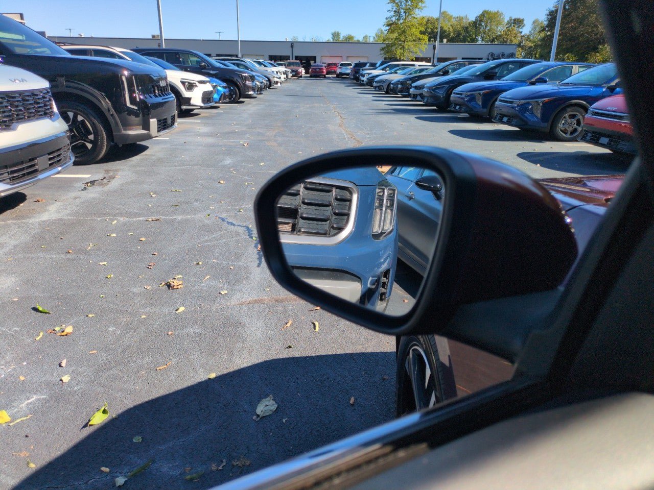 Used 2025 Nissan Sentra SV FWD image 11