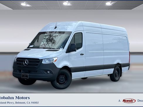 New 2025 Mercedes-Benz Sprinter 2500 image 1