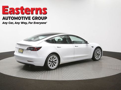 Used 2022 Tesla Model 3 Long Range AWD/4WD image 36