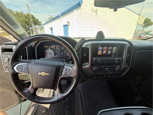 Used 2018 Chevrolet Silverado 1500 LT w/ All Star Edition AWD/4WD image 20