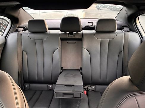 Used 2019 BMW 530i xDrive AWD/4WD image 17