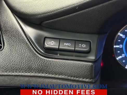 Used 2017 Cadillac Escalade Luxury AWD/4WD image 37