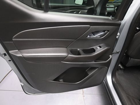Used 2023 Chevrolet Traverse LT AWD/4WD image 33