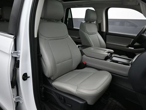 Certified 2025 Ford Expedition Max Active AWD/4WD image 32