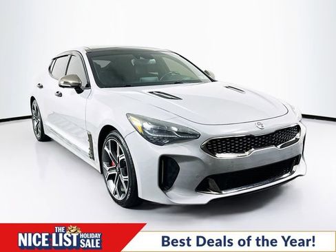 Used 2021 Kia Stinger GT2 image 1