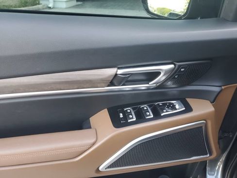 Certified 2022 Kia Telluride SX w/ SX Prestige Package AWD/4WD image 19