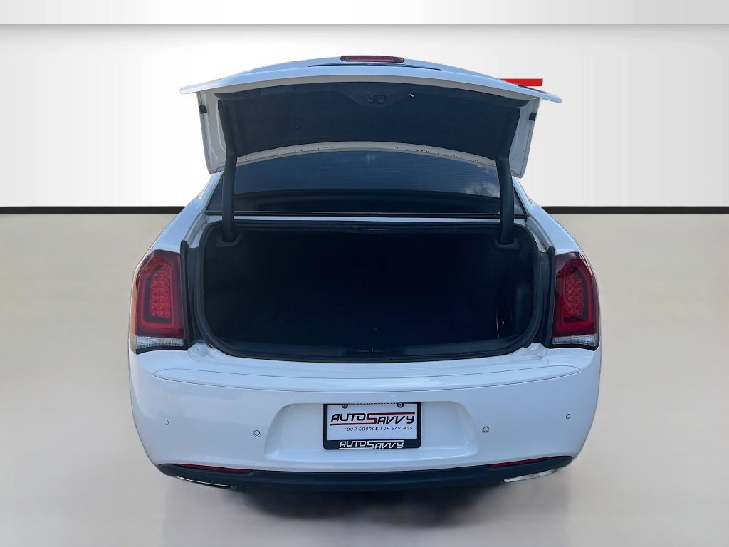 Used 2023 Chrysler 300 Touring L w/ Popular Equipment Group AWD/4WD image 26