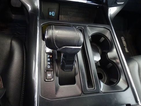 Used 2022 Ford F150 Lariat w/ Equipment Group 502A High AWD/4WD image 12