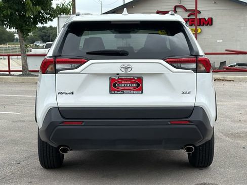Certified 2024 Toyota RAV4 XLE FWD image 7
