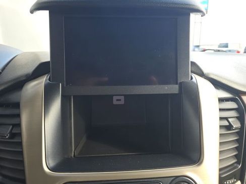 Used 2019 GMC Yukon XL Denali w/ Denali Ultimate Package image 29