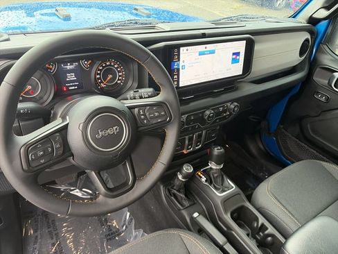 Used 2024 Jeep Wrangler Sport AWD/4WD image 13
