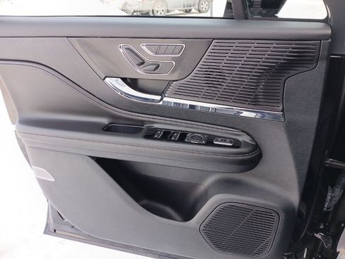 Used 2022 Lincoln Corsair Reserve w/ Elements Package image 24