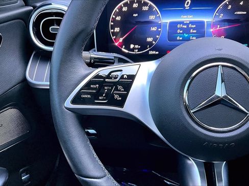 Used 2023 Mercedes-Benz C 300 Sedan image 18
