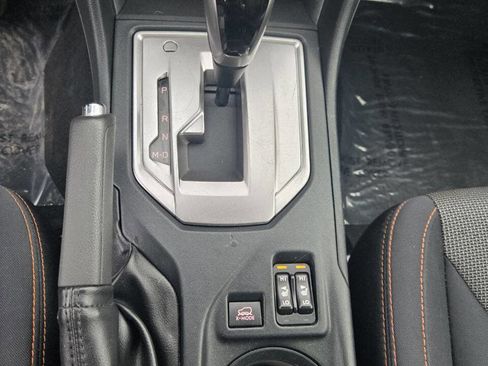 Used 2020 Subaru Crosstrek 2.0i Premium w/ Moonroof Package 2 image 35