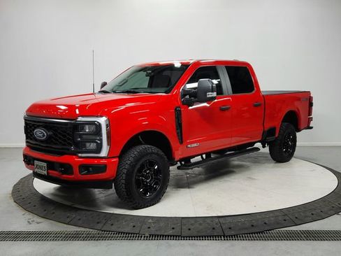 Used 2024 Ford F250 XL w/ STX Appearance Package image 3