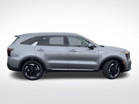 New 2025 Kia Sorento EX image 2