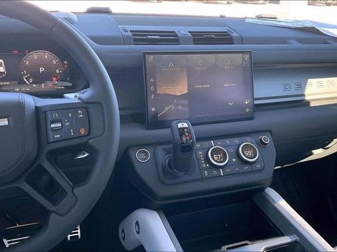 New 2025 Land Rover Defender 110 V8 image 6