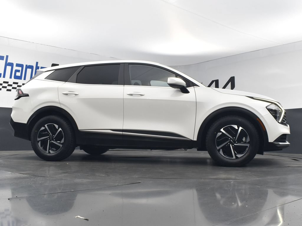 Used 2023 Kia Sportage LX FWD image 22