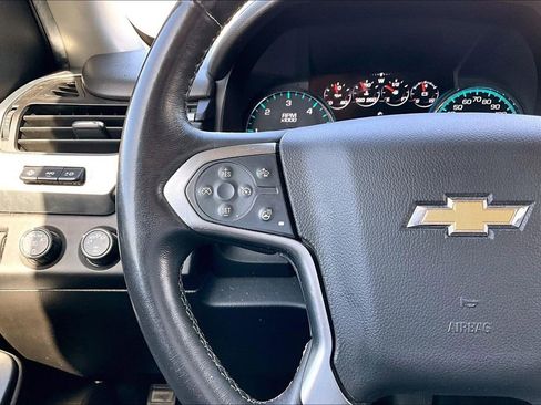 Used 2017 Chevrolet Suburban Premier AWD/4WD image 6