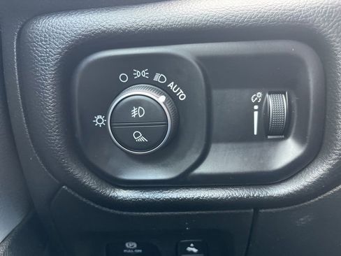 Used 2022 RAM 1500 Big Horn w/ Trailer Tow Group image 26