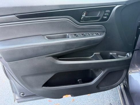 Used 2021 Honda Odyssey Touring image 13