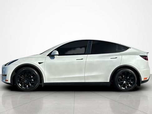 Used 2020 Tesla Model Y Long Range AWD/4WD image 2