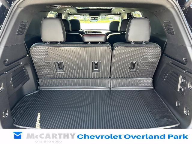 New 2027 Chevrolet Traverse RS w/ LPO, Floor Liner Package AWD/4WD image 25
