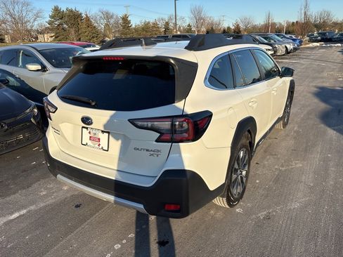 Certified 2023 Subaru Outback Limited XT image 3