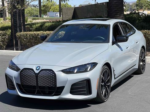 Used 2025 BMW i4 eDrive40 w/ M Sport Package RWD image 16