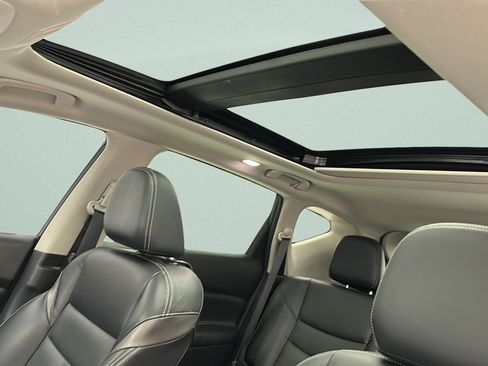 Used 2021 Nissan Murano SL w/ SL Moonroof Package AWD/4WD image 17