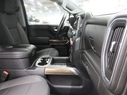 Used 2020 Chevrolet Silverado 1500 LT Trail Boss AWD/4WD image 29