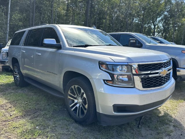 Used 2019 Chevrolet Suburban LT RWD image 4