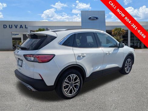 Used 2022 Ford Escape SEL w/ Technology Package image 4